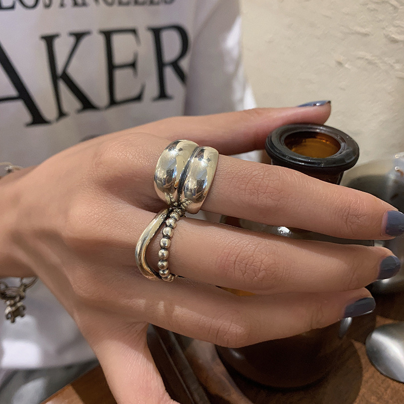 Anillo vintage coreano resistente para mujer, chapado en plata 925, estilo europeo y americano, único anillo abierto ajustable para el dedo índice con diseño geométrico desgastado.