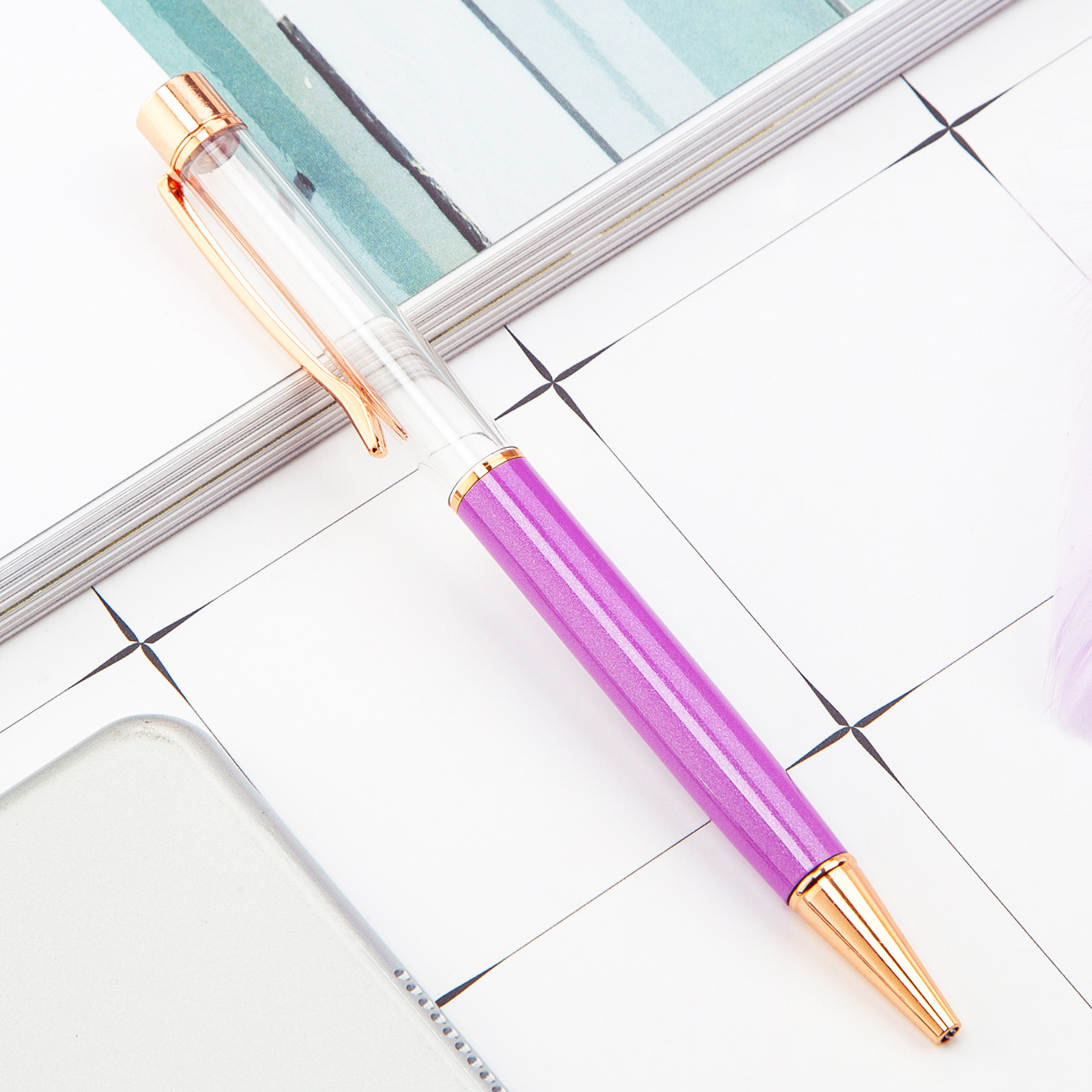 Varilla vacía de metal DIY bolígrafo recargable Crystal Quicksand lámina de oro pluma Impresión logotipo letras pluma de bricolaje