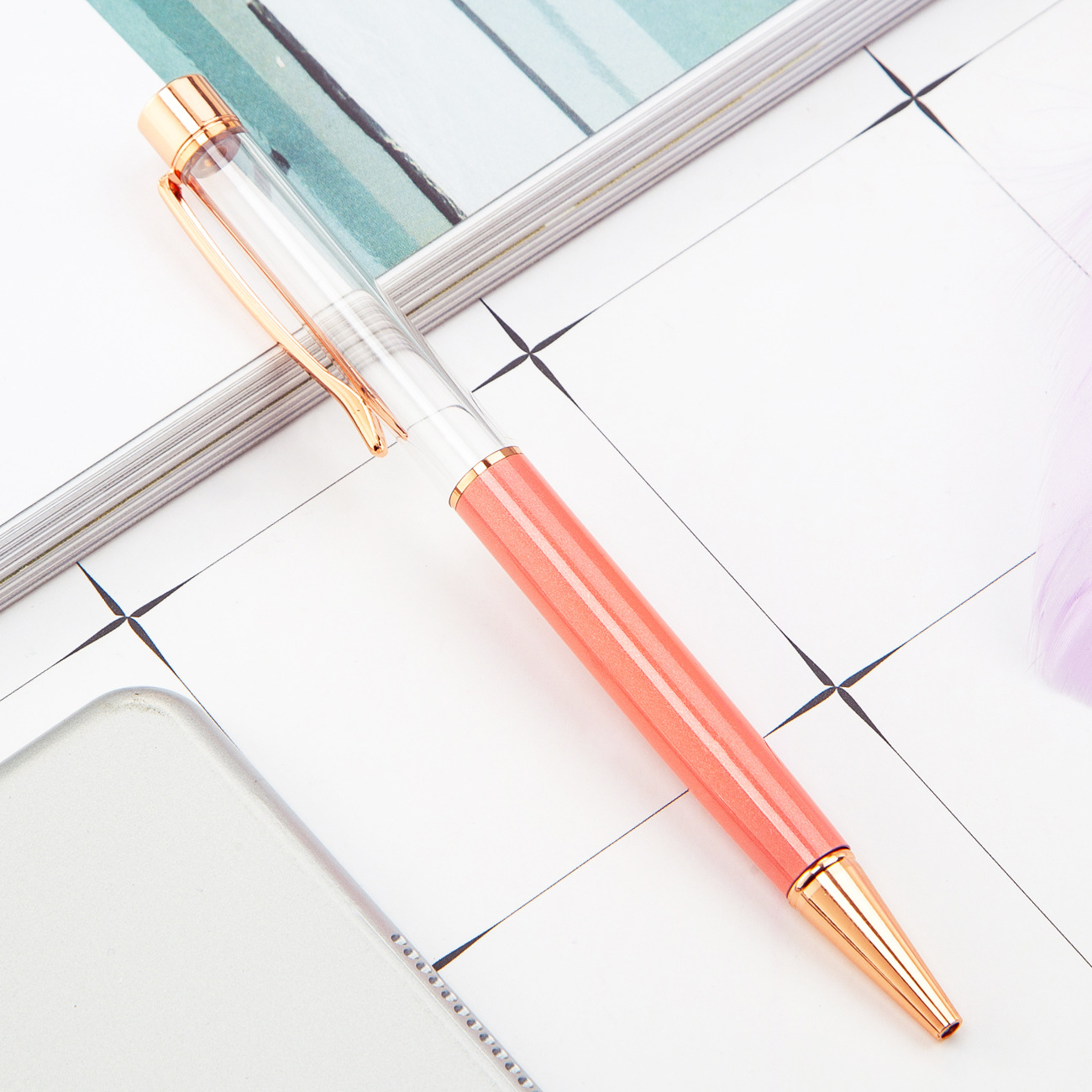 Varilla vacía de metal DIY bolígrafo recargable Crystal Quicksand lámina de oro pluma Impresión logotipo letras pluma de bricolaje