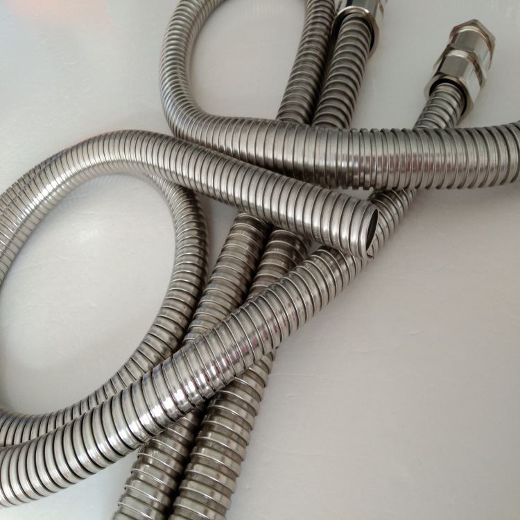 SUS304穿线用金属软管生产 单勾 不锈钢金属波纹管规格