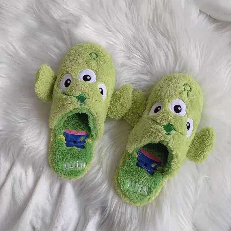 Otoño e Invierno de dibujos animados Puntada Z Zapatillas de algodón Tang Lao Y pato casa interior felpa pareja caliente zapatillas hombres y mujeres