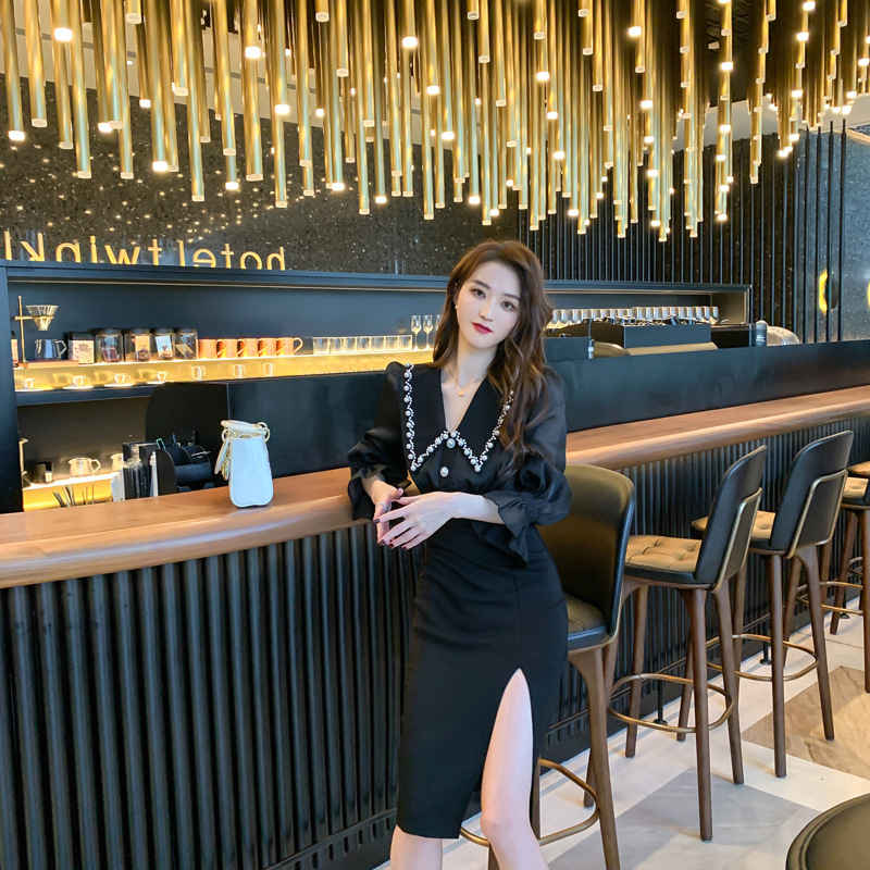 Đầm liền dài tay cổ búp bê xẻ tà ôm eo kiểu Pháp — Màu đen