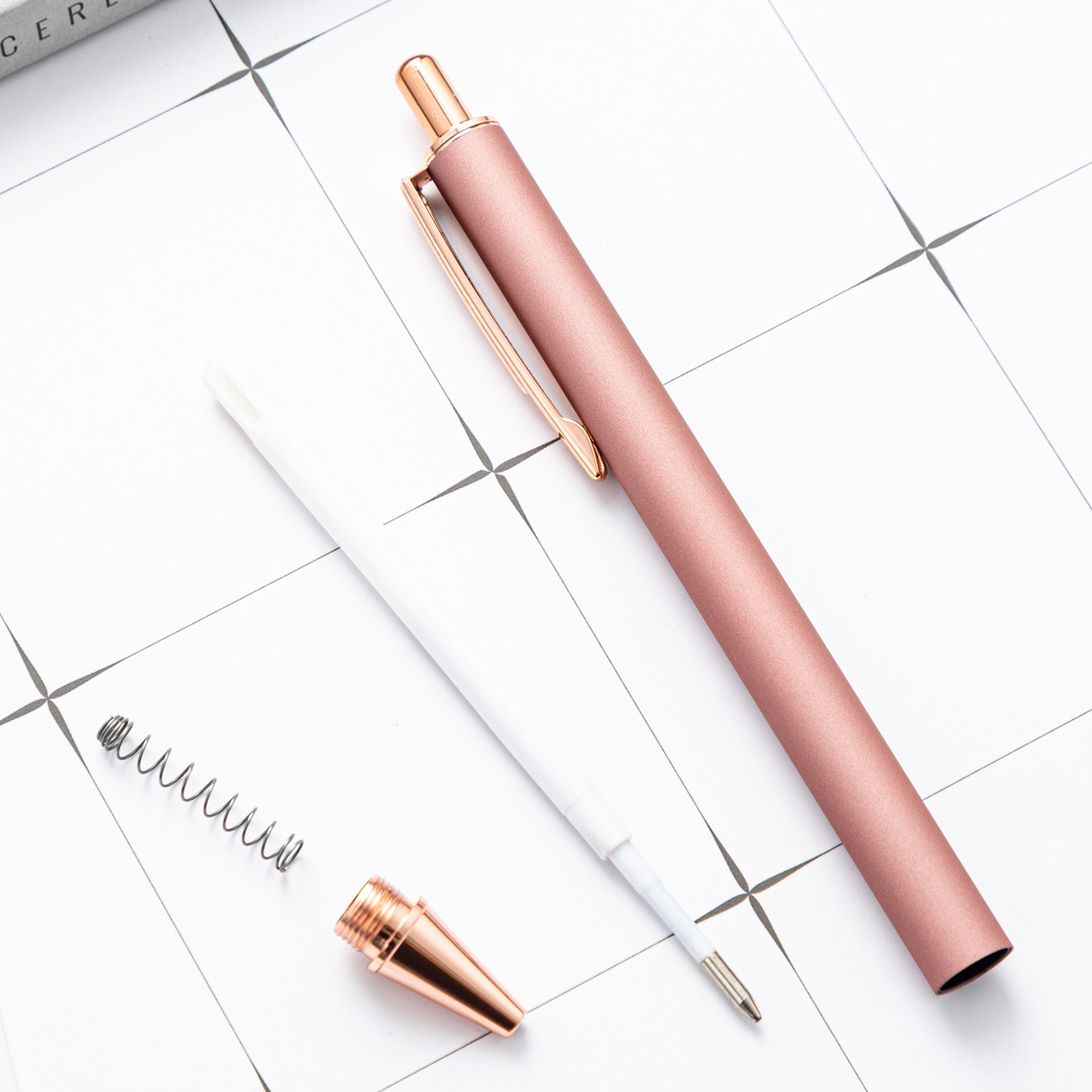 Nueva prensa de pegamento en aerosol bolígrafo fabricantes de suministros Oficina Creativa papelería pluma de metal logotipo imprimible pluma de regalo