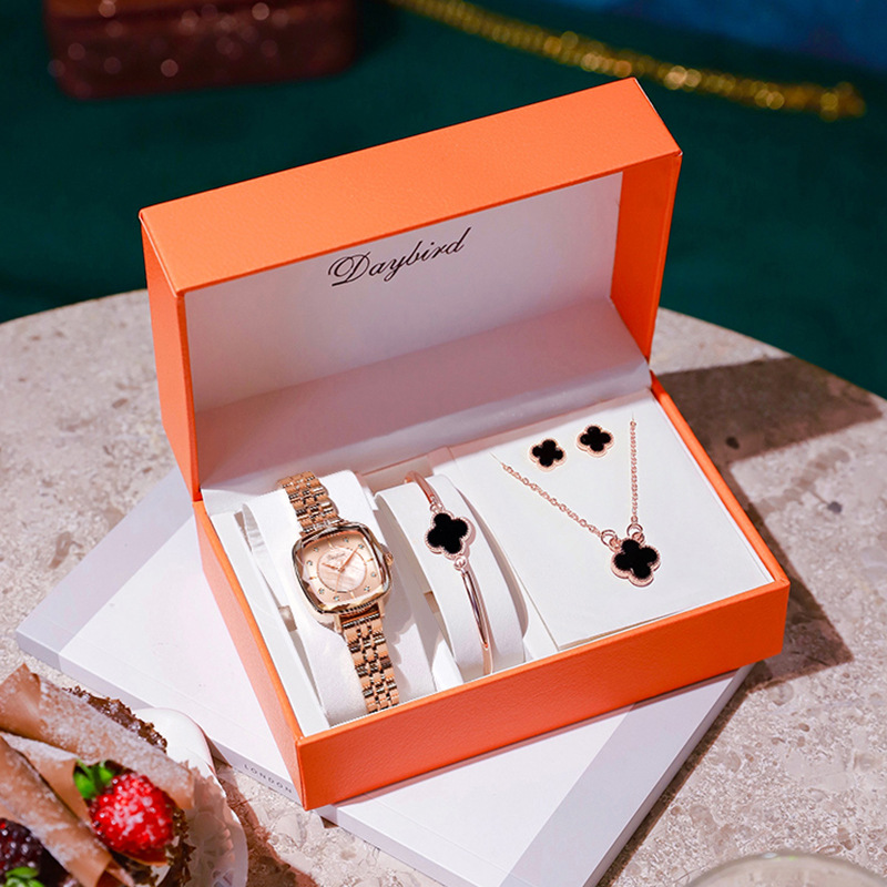 Deyi Niao Fashion Women's Watch Small Square Dial Titanium Steel Swan Four-Leaf Clover Five-Piece Gift Set Direct from Manufacturer
