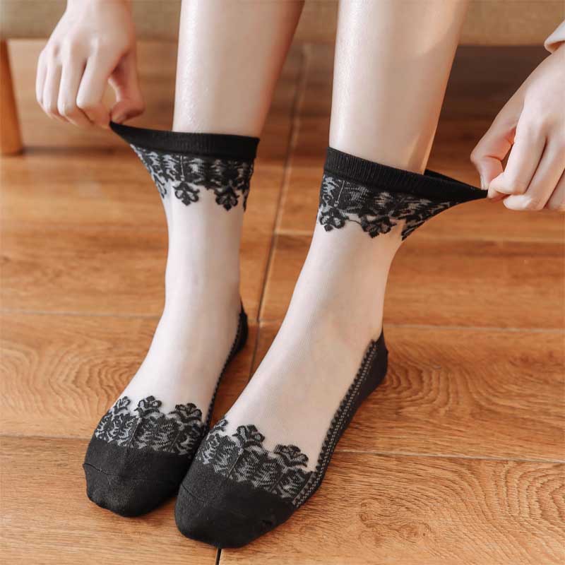 Spring and summer new anti-slip bottom stockings jacquard crystal glass stockings women's short tube socks women's thin tube socks