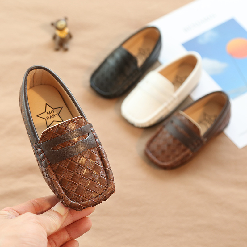 Children's small leather soft soled baby walking 1-3 to 7-year-old Korean version of boys' bean ss, one foot single_voghion.com
