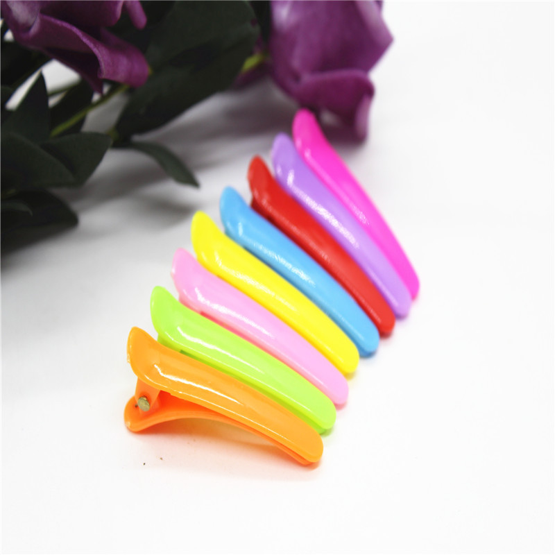 Plastic hairgrip