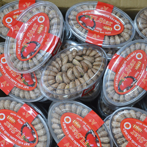 Cashew nuts wholesale, Vietnam, peeled cashew nuts, Xiong Yip A+ flat box cashew nuts 180, cashew nuts without desiccant