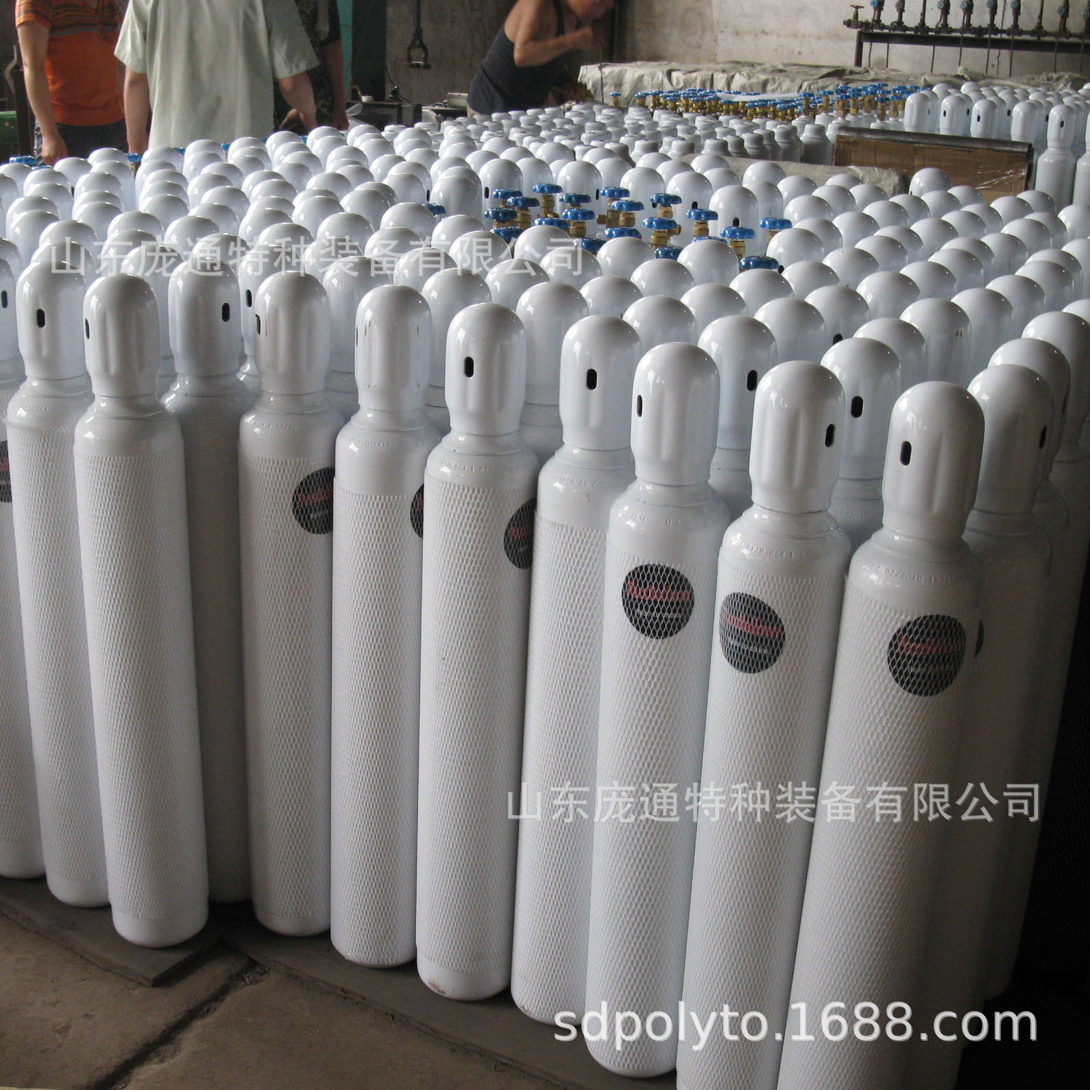 .【伊朗】10L  白色气瓶 配QF-2C7 G-12阀门 氧气瓶 直径140