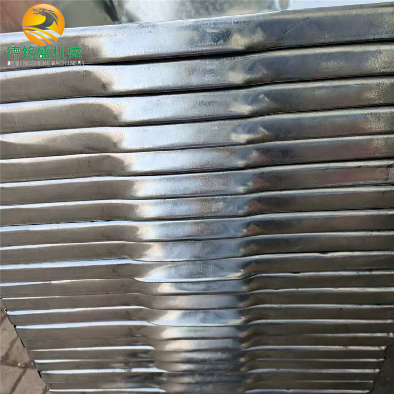 冷冻刀鱼周转速冻盘子 一体成型冷冻盘 渔船铁盒子