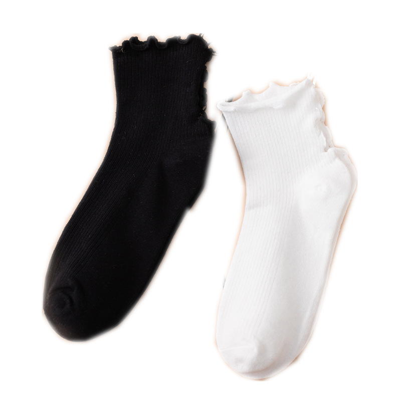 Calcetines con cordones de mujer color sólido blanco y negro correa de tacón media pantorrilla calcetines de encaje estilo Lolita estilo japonés calcetines al por mayor image 5