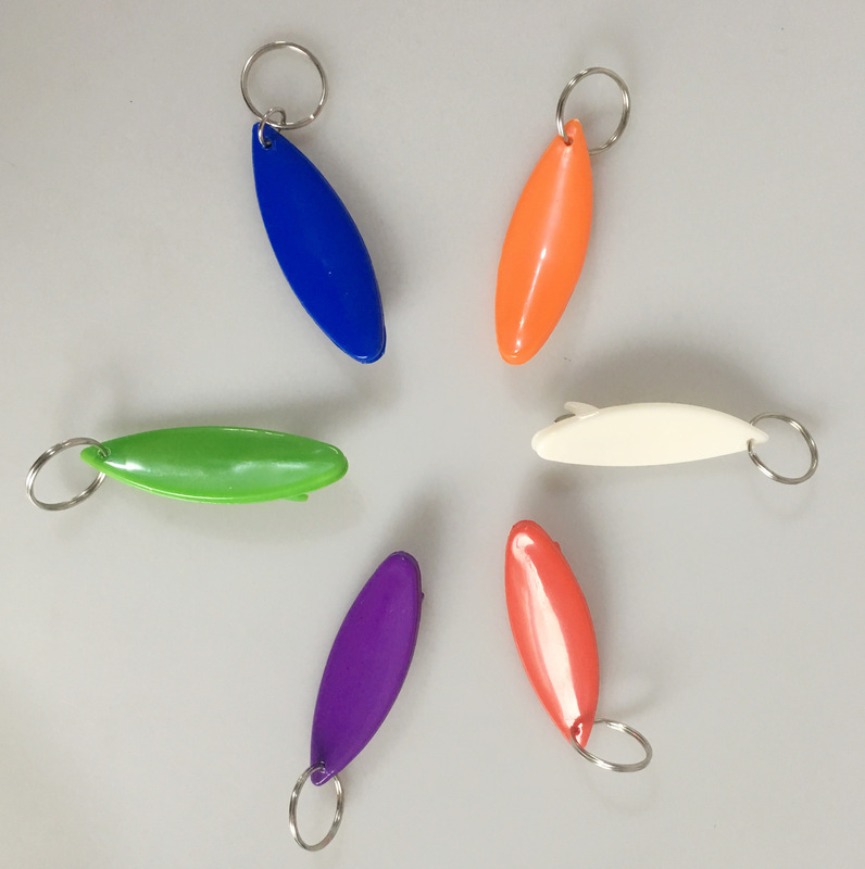 Supply Plastic Skateboard Bottle Opener Sailboard Bottle Opener Small Gift Keychain Bottle Opener Manufacturers Wholesale