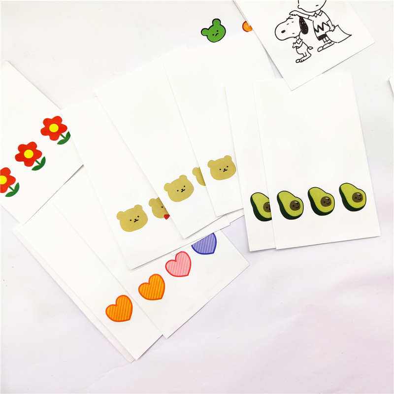 Bolsa de almacenamiento de papel estilo ins dibujos animados lindo impresión tamaño pequeño mini bolsa de papel decoración accesorios bolsa de regalo