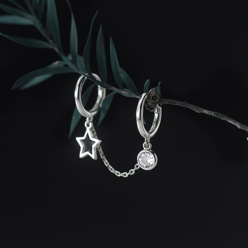 Eloch s925 botón de orejas de plata femenina versión coreana fresca de pentagrama negro dulce agujero de orejas de diamante único pendientes G7416