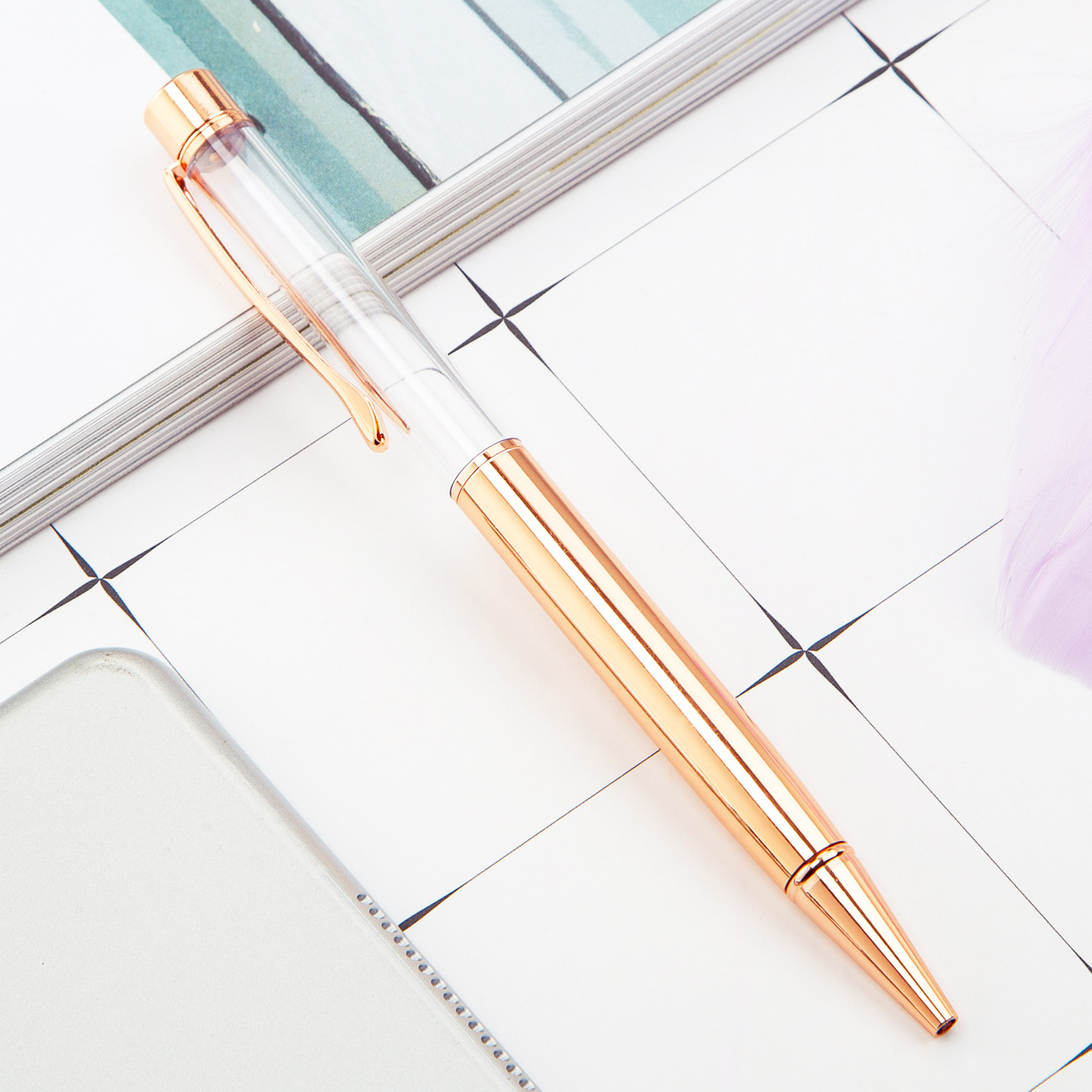 Varilla vacía de metal DIY bolígrafo recargable Crystal Quicksand lámina de oro pluma Impresión logotipo letras pluma de bricolaje