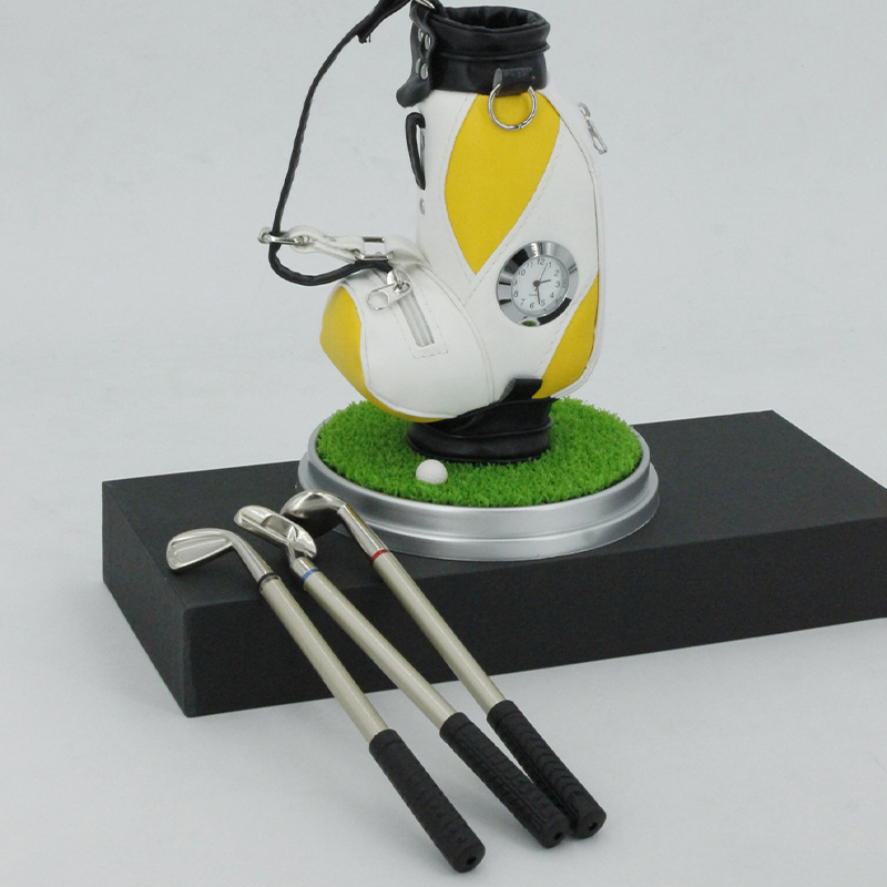 Venta caliente transfronteriza simulación bolsa de golf juguete Golf escritorio regalo decoración reloj de cuarzo fábrica al por mayor