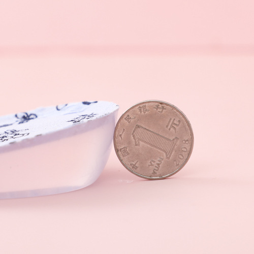 Creative new invisible transparent silicone height increasing insoles for men and women, back heel height increasing insoles, printed insoles, wholesale