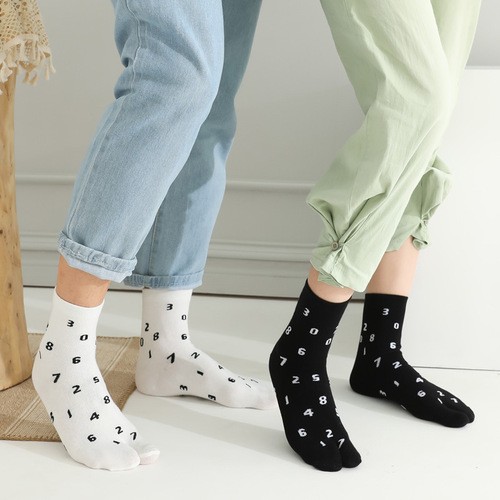 Two-finger socks, toe two-toe socks, winter mid-tube thick cotton socks, warm and sweat-absorbent cotton socks, 2-finger pig's trotters socks, horseshoes