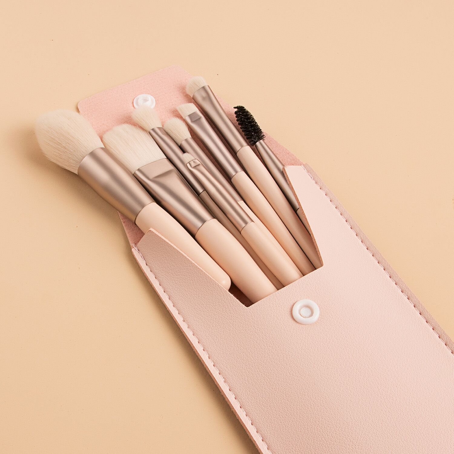 OFERTA ESPECIAL 8 mini maquillaje pinceles traje port&aacute;til suave pelo sombra de ojos cepillo principiante conjunto completo herramientas belleza en stock
