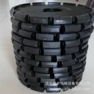 供应奶牛场用的梯形刻槽机  柴油/电动报价宁夏牧场刻纹机厂家价