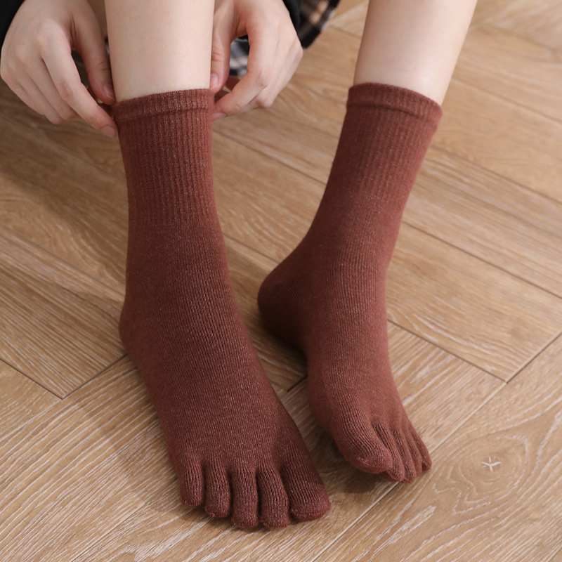 Toe Socks Women's Cashmere Autumn and Winter Mid-Tube Thick Heat Sweat-Absorbent Warm Wool Split-Finger Socks Toe Socks 5 Fingers to Resist Cold