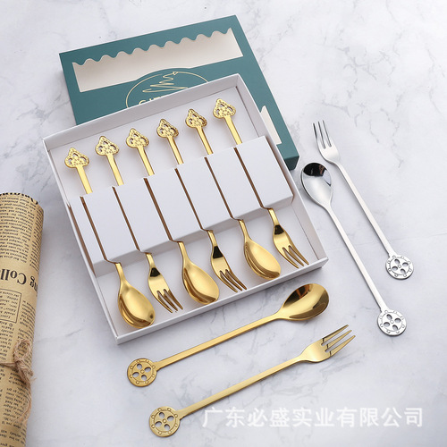 Q Spatula Set Gift Box, 6-Piece Star and Leaf Fork Christmas Tableware Gift