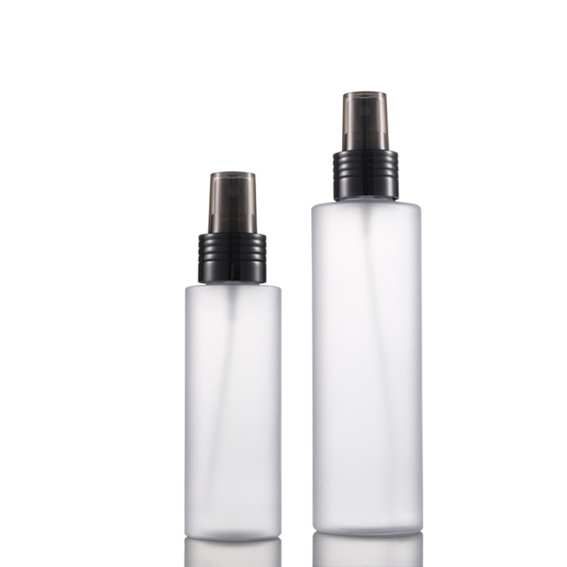 Xumin que empaqueta en existencia la botella vacía 100ml del espray del Diente Negro del rodillo esmeriló la botella plástica plana del espray del hombro 200ml