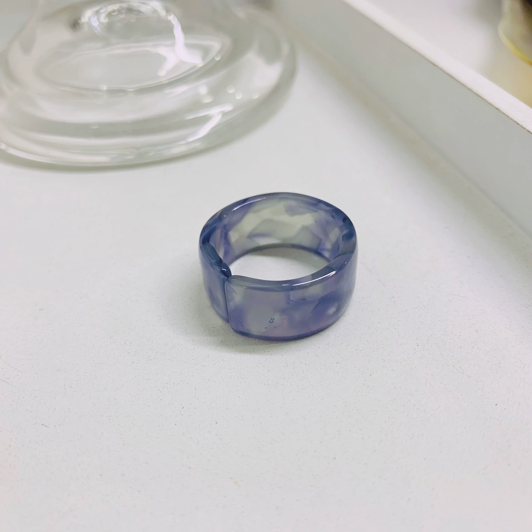 Кольцо (Korea ACC) Acrylic One-Size Chunky Ring для указательного пальца, цветной мраморный узор
