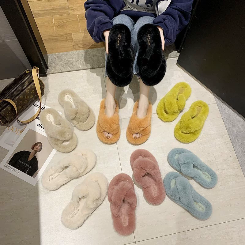 Женские пушистые тапочки 2025: новая осенняя модель, на толстой подошве, из искусственного кроличьего меха, повседневные, для улицы и дома, без застежек