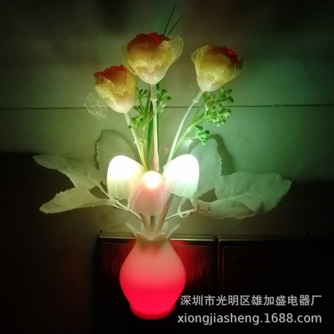 欧规蘑菇石榴瓶高档花LED光控七彩小夜灯插电批发地摊创意3d硅胶