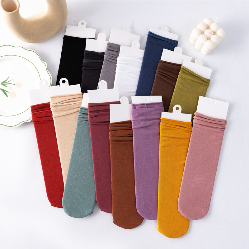 Calcetines de pila de mujer Calcetines de algodón liso de color sólido sin tacón calcetines de media pantorrilla en blanco y negro sin tacón boca suelta calcetines de confinamiento de mujeres embarazadas