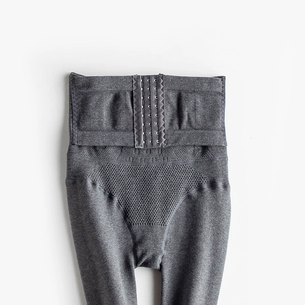 Buttoned soot (with legs