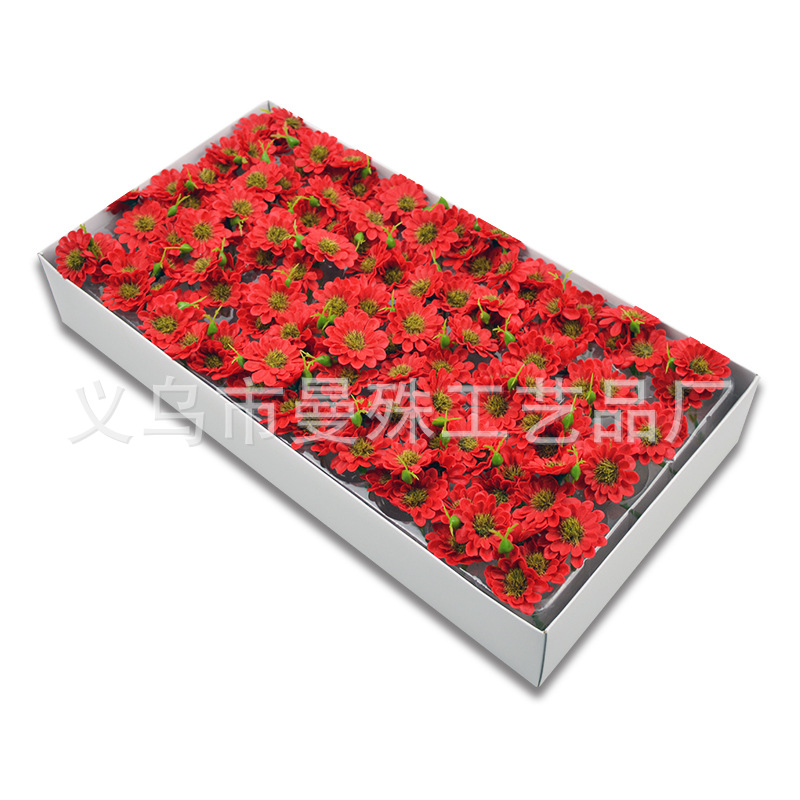 Día de San Valentín nuevo pequeño crisantemo salvaje jabón flor cabeza Zou Ju artificial jabón flor caja de regalo ramo decoración a juego al por mayor