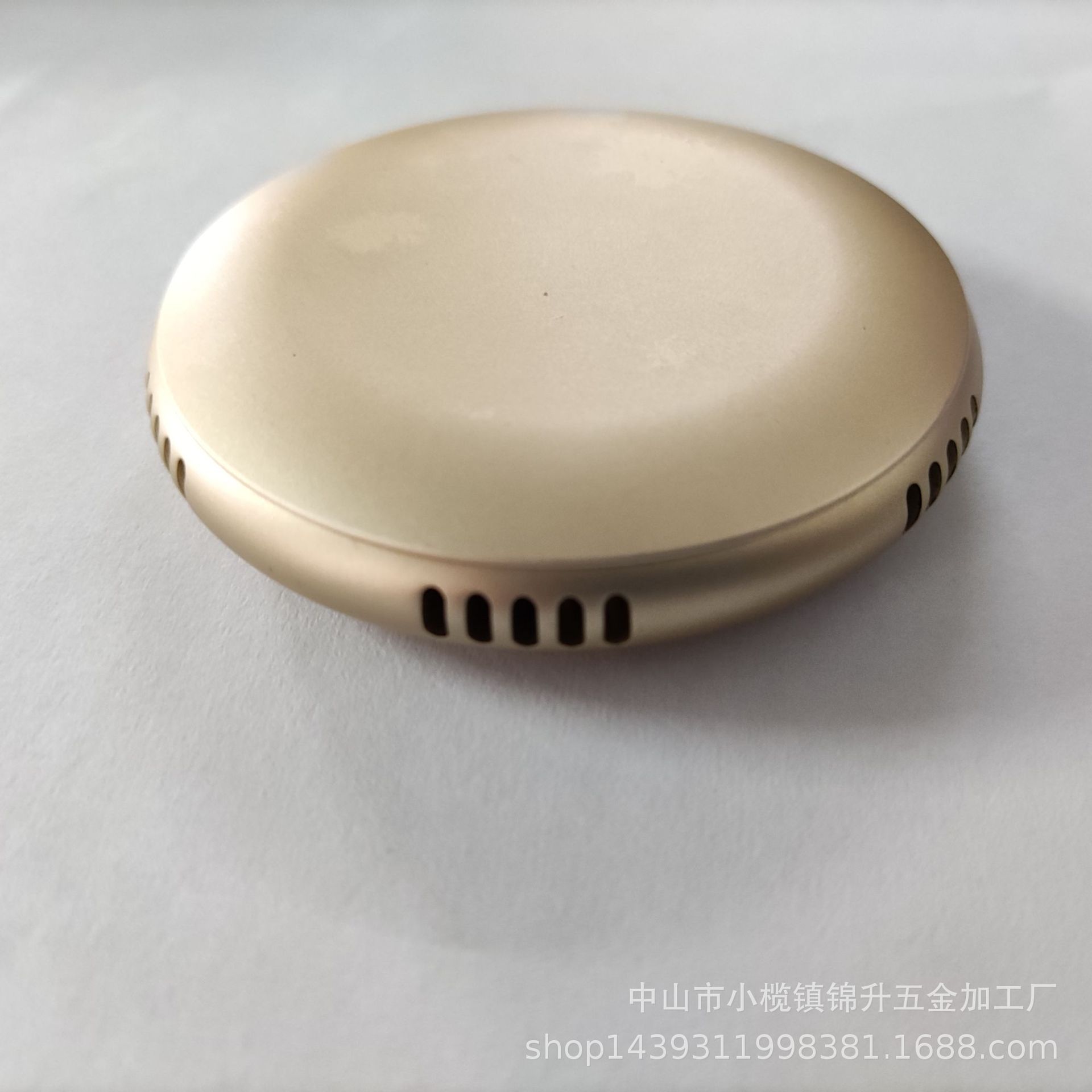 CNC数控车床加工铝零件来图来样非标件CNC加工定制车载香薰铝外壳