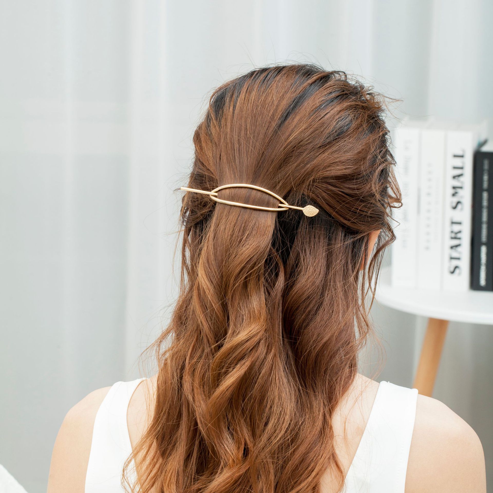 Moda europea y americana nueva brillante oval hueco horquilla aleación geométrica accesorios para el cabello Comercio exterior AliExpress rizador de pelo