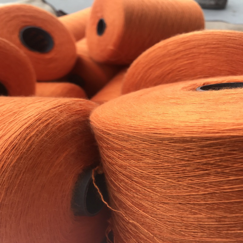 28支2股毛腈混纺纱线 50%羊毛50%腈纶 28nm/2混纺纱 羊毛线 厂家