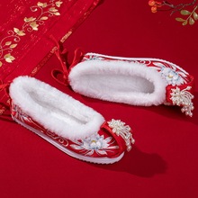 宫锁珠帘棉秀禾鞋中式婚礼红色平跟串珠绣花加绒加厚棉鞋