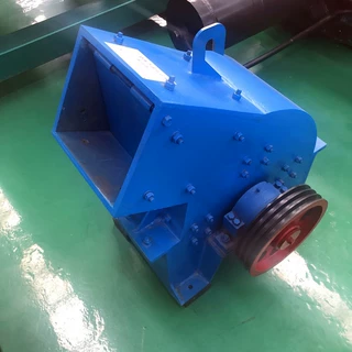 锤式粉碎机 建筑垃圾锤石破碎机 石灰石移动小型锤式制砂机