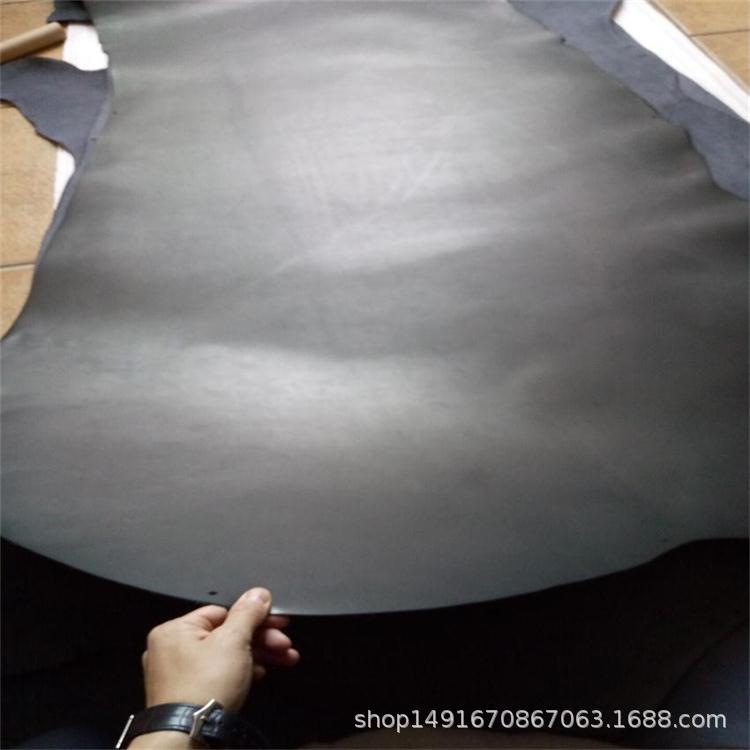 Italian style first layer cowhide vegetable tanned leather 2.0mm black transparent dyed wax matte vegetable tanned leather leather leather