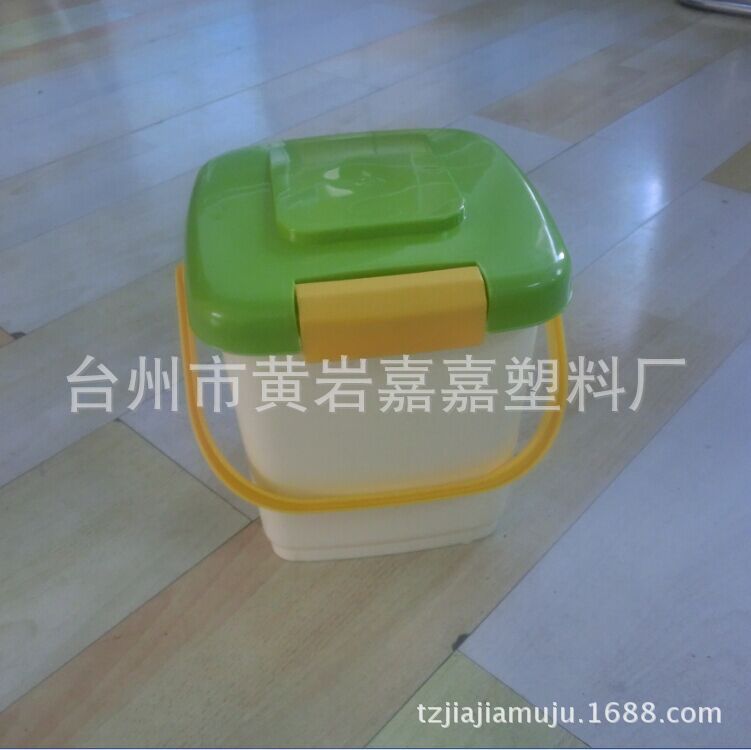 宠物粮桶粮铲厂家直销.宠物用品粮食储藏桶制造厂