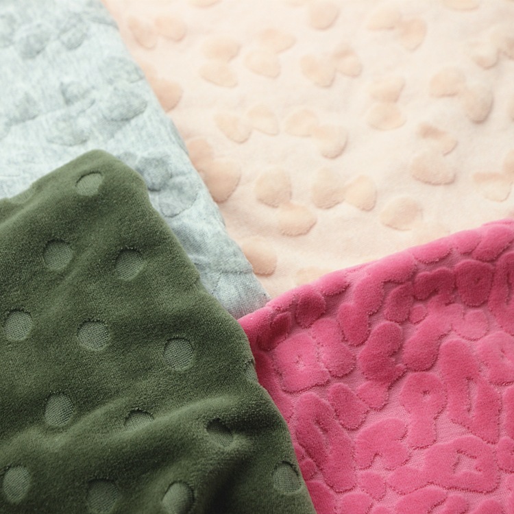 提花天鹅绒面料针织纬编棉涤染色高低毛圈剪绒布CVC天鹅绒布绒感