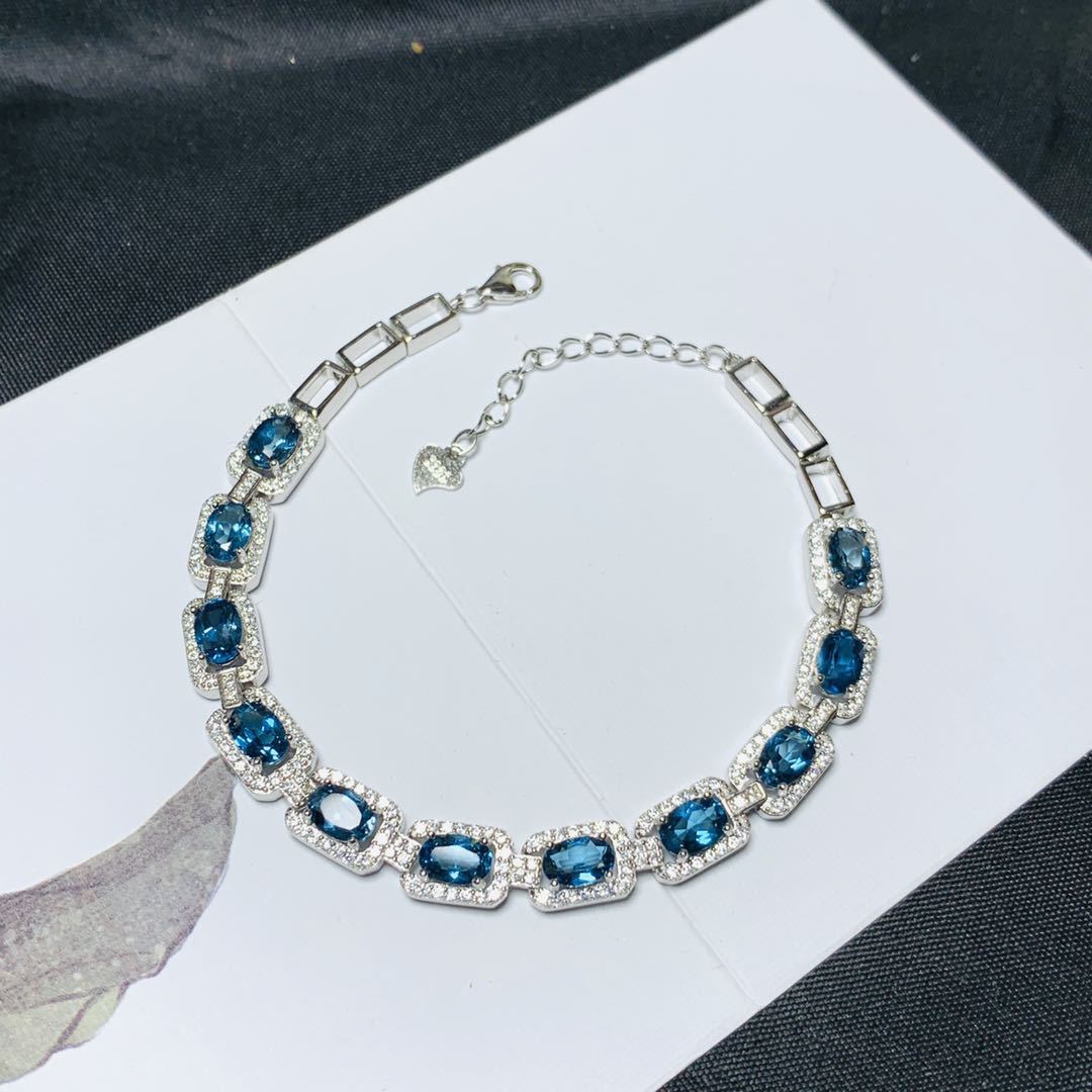 Bracciale in pietre naturali per equilibrio e benessere_voghion.com