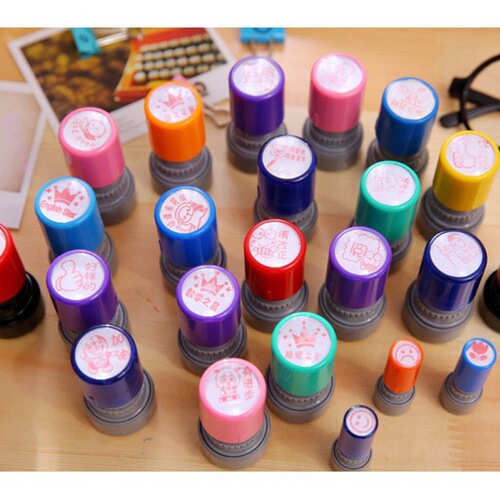 Teacher photosensitive children's cartoon small name seal encouragement reward seal ink pad student stationery engraving seal