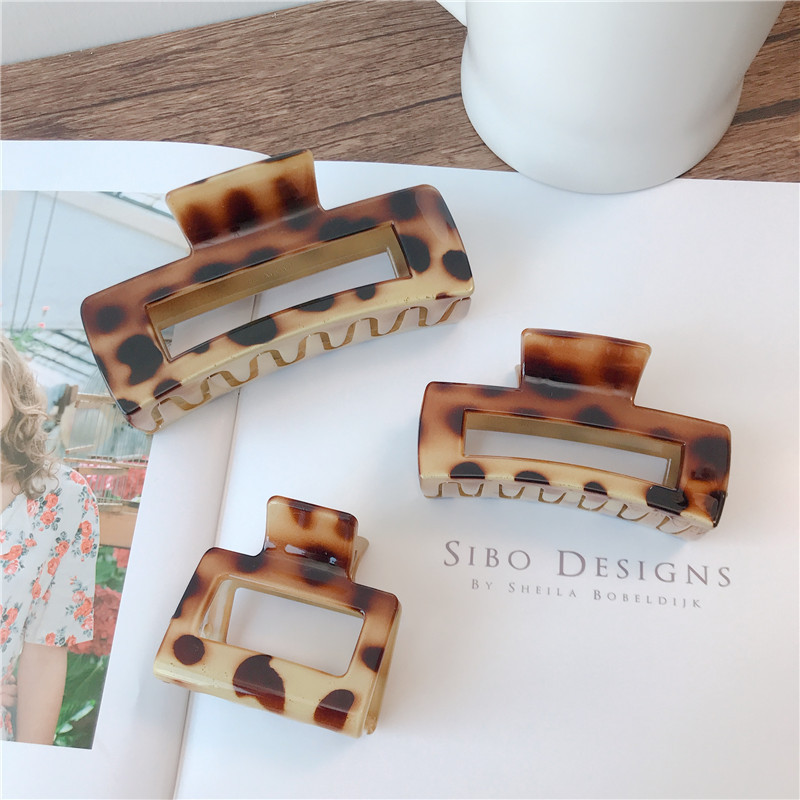 Pinza tiburón rectangular XL 2024, premium para mucho cabello