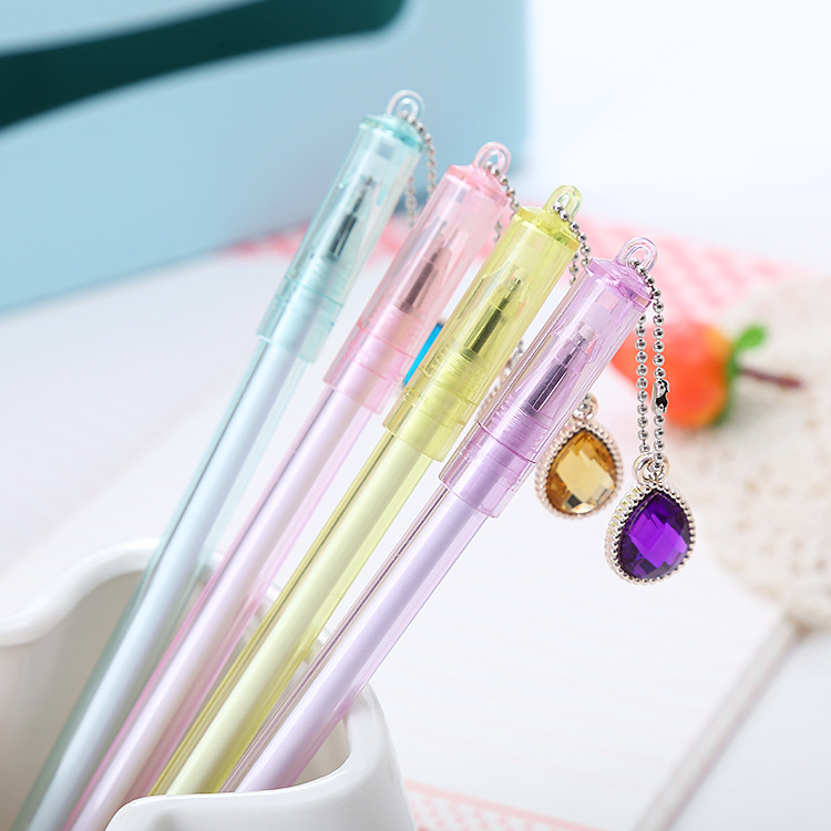 Liquidación oferta especial lindo estudiante bolígrafo colgante corazón de pollo creativo colgante de gemas bolígrafo de góner papelería de oficina bolígrafo de firma