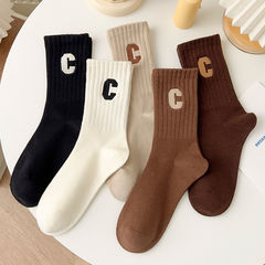 Knitwear for girls, autumn and winter Korean style, mid-calf trendy C-letter socks for girls, Instagram trendy versatile breathable sports socks for women