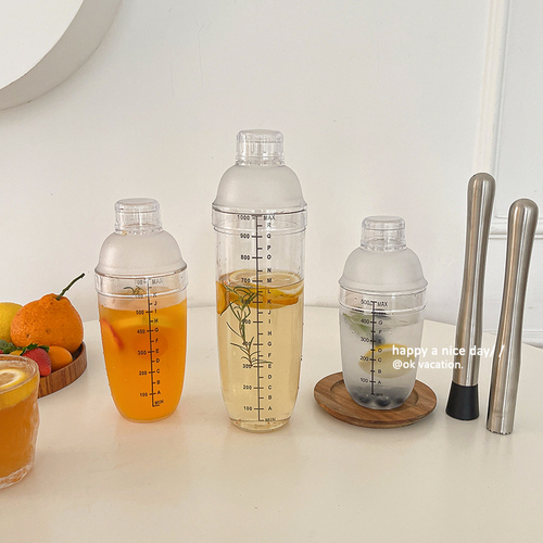 Portable snow cup hand shaker with scale milk tea shop supplies special juice stick hammer ice tool mixer shaker