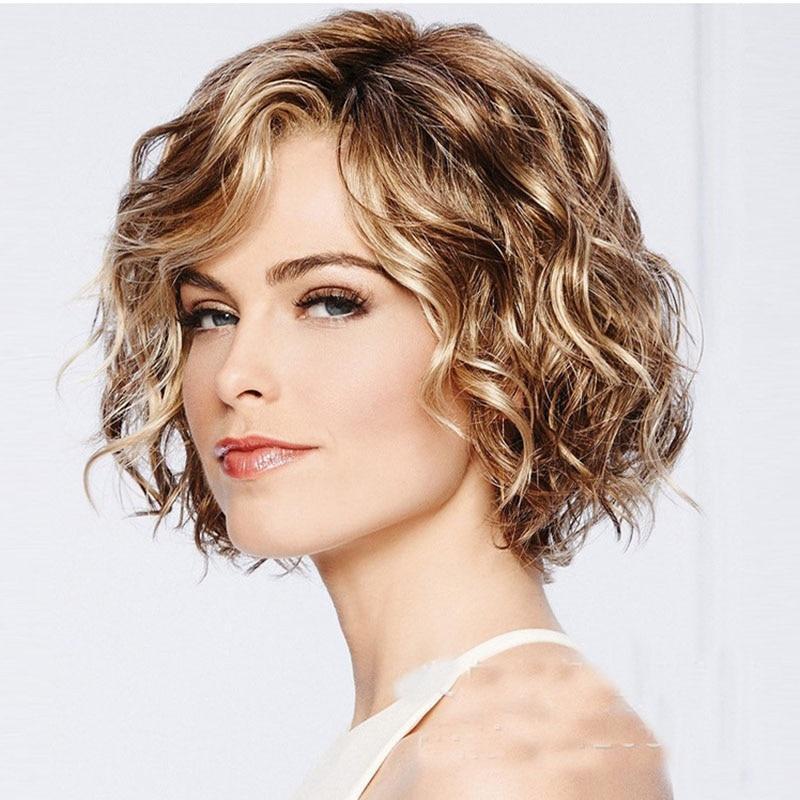 European and American Style Golden Women's Wig with Side Parting and Slanted Bangs, Elegant and Fashionable Curly Wig in Stock