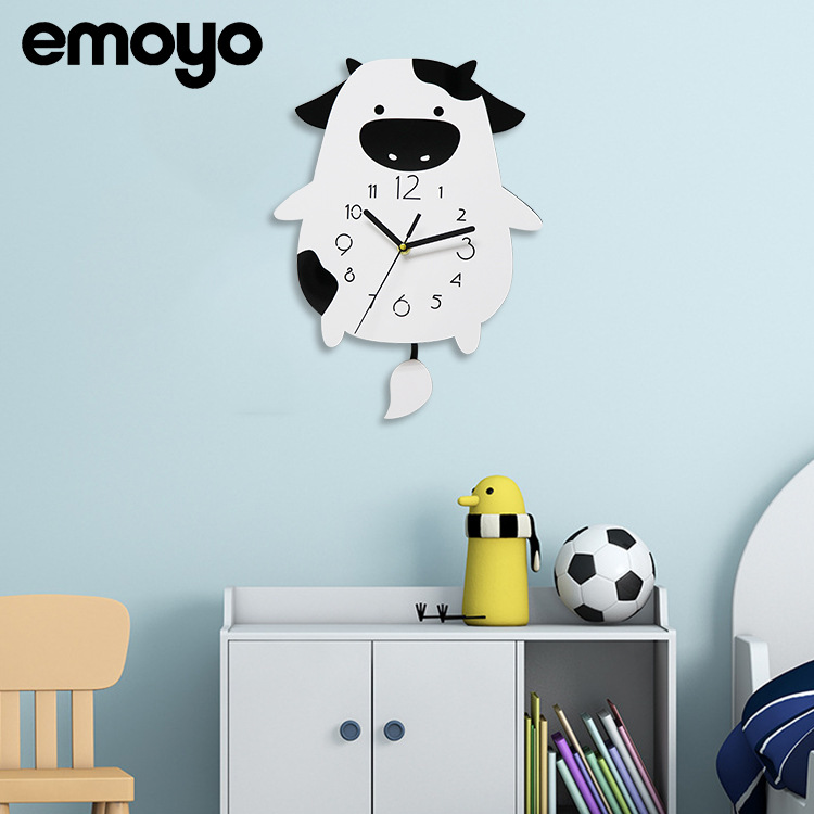 Vaca de dibujos animados de los niños creativo swing reloj de pared dormitorio lindo reloj mudo acrílico decorativo reloj de pared