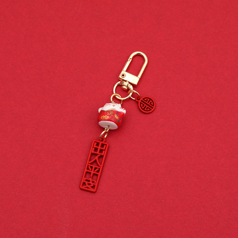 Nuevo lindo cerámica chica corazón suerte gato llavero suerte gato metal colgante llavero cadena colgante al por mayor